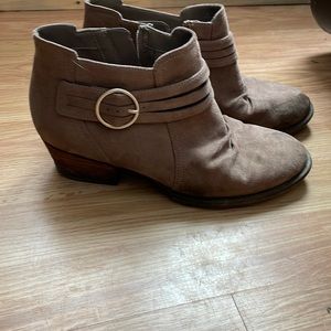 Light brown booties